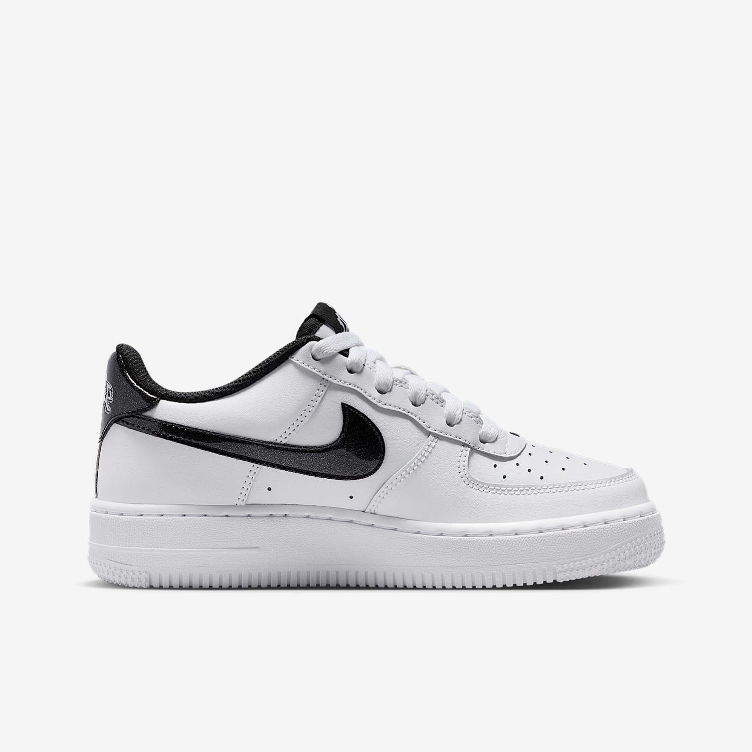 ナイキ正規品、エアフォース1 GS、レディースおよびキッズ向 - Nike Shoes Air Force 1 のレビューと価格
