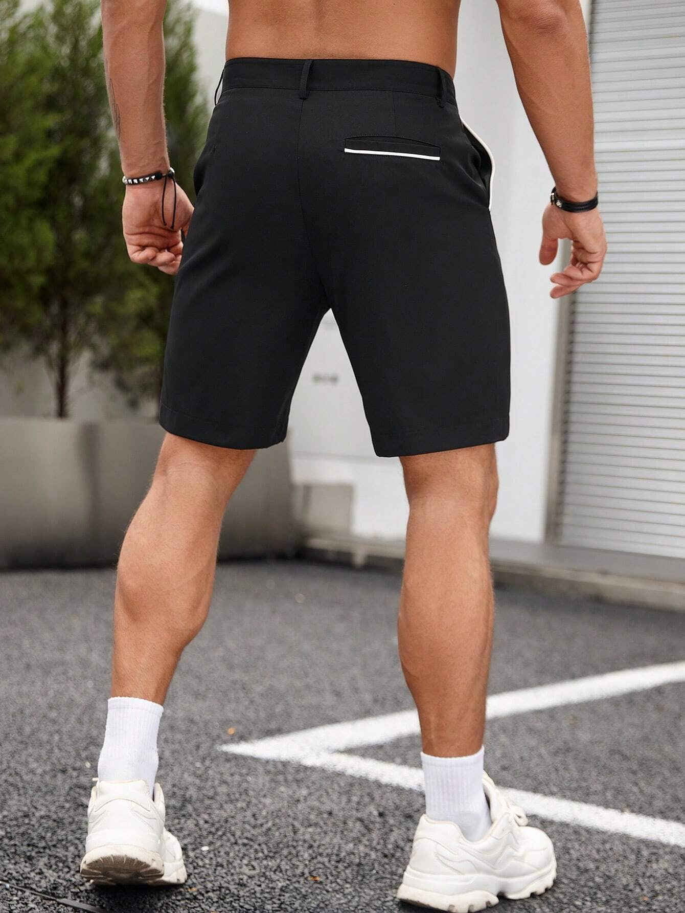 メンズ コントラストトリム チノショートパンツ ミッドウエス - Shorts Chino Slim のレビューと価格