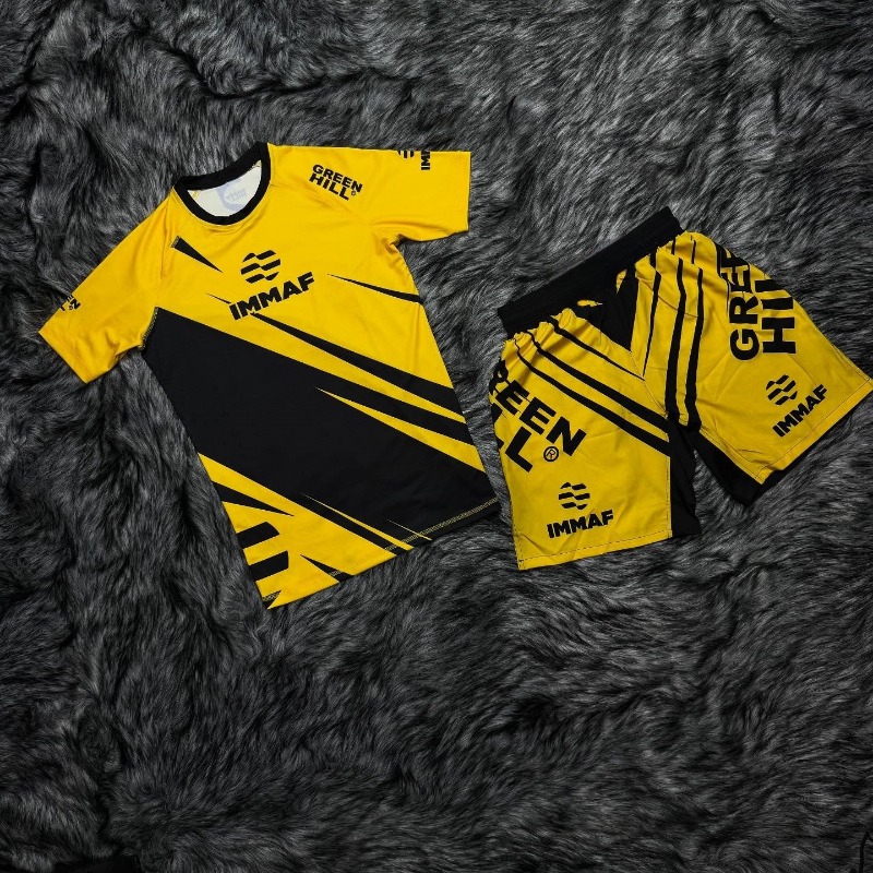 2026年新IMMAFスポーツセット メンズ ブラックピンク - Tee Graphic Print のレビューと価格